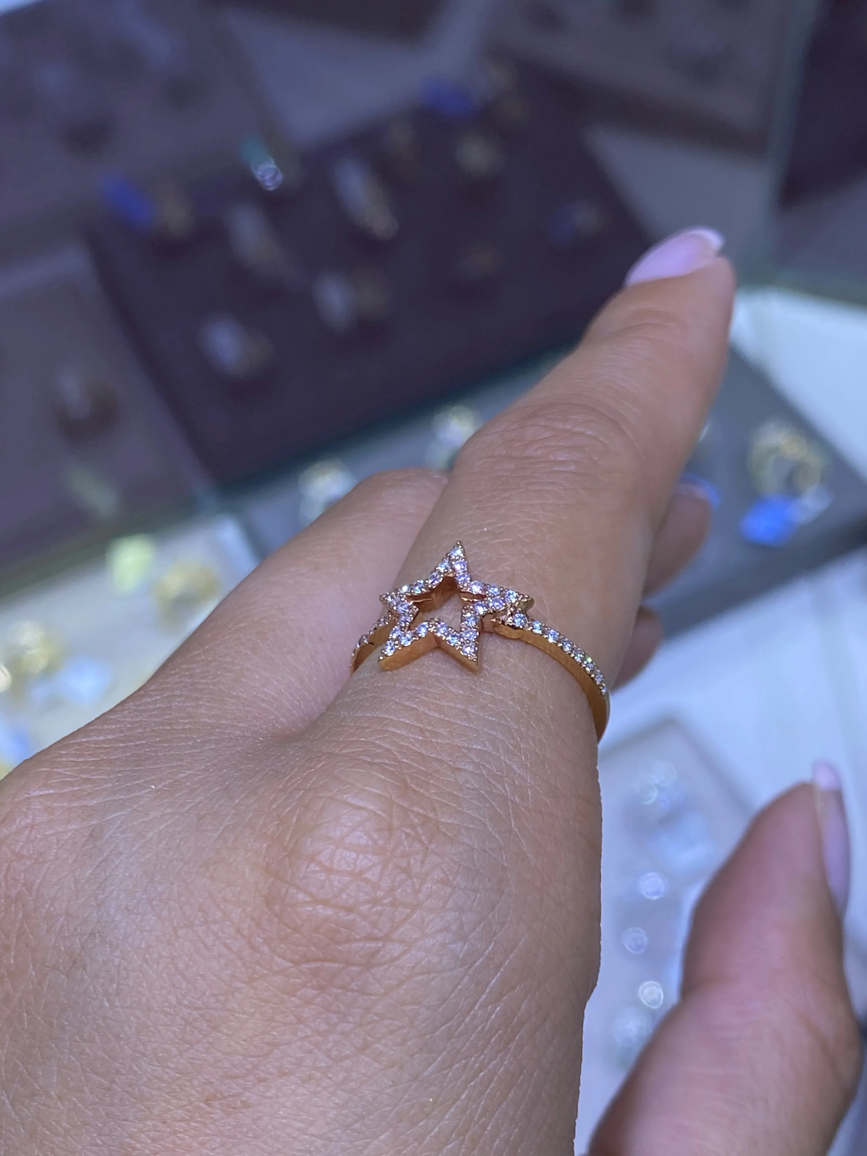 14K Gold Open Star Diamond Band