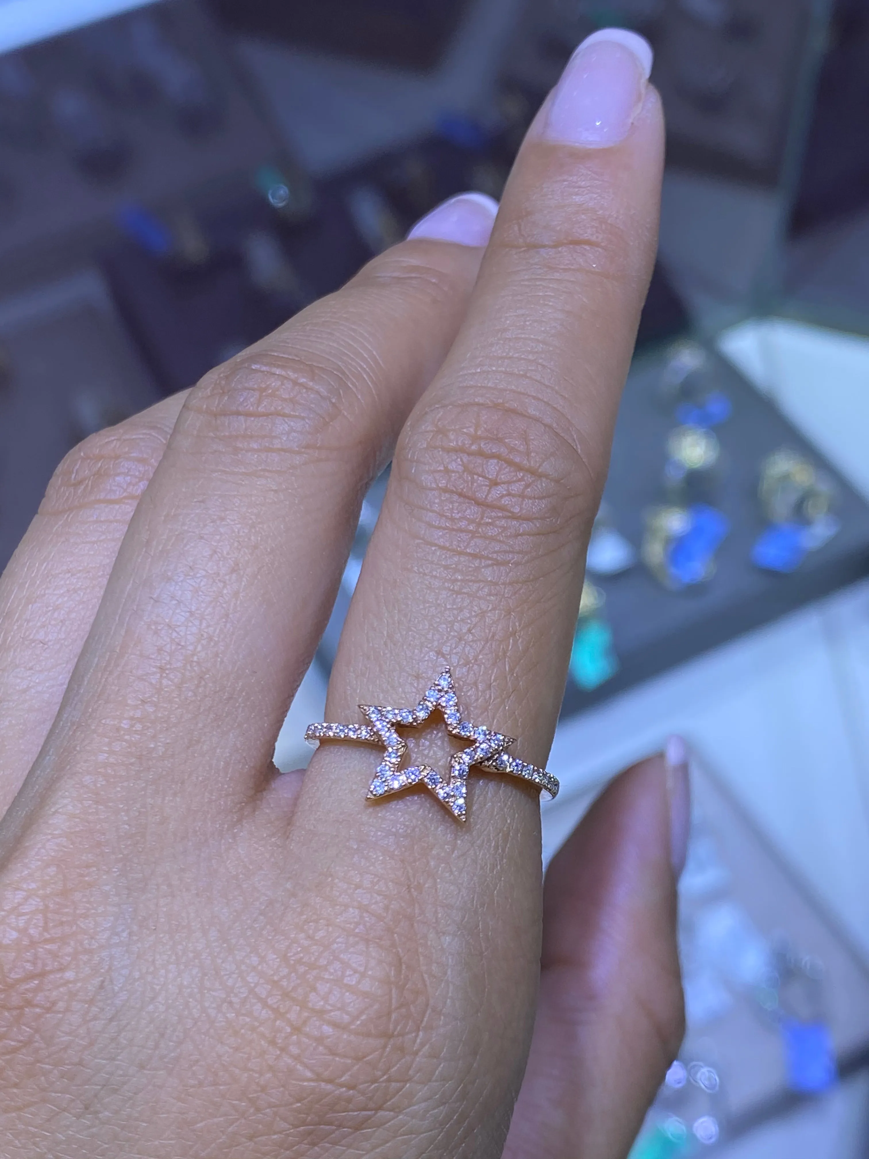 14K Gold Open Star Diamond Band