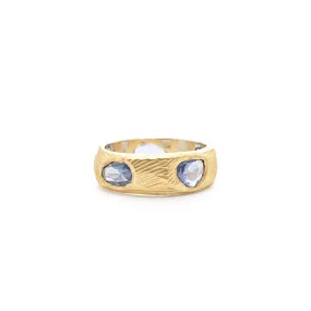 18K Five Sapphire Ring in all Blue