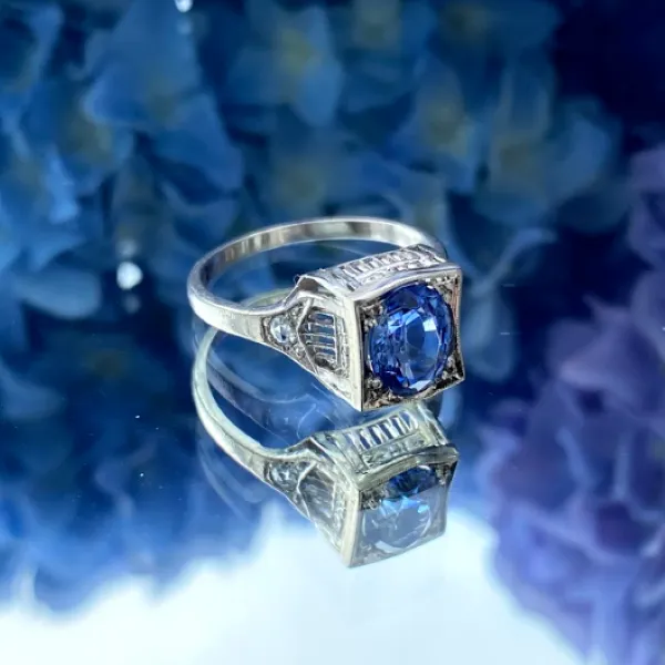 Art Deco Sapphire & Diamond Ring