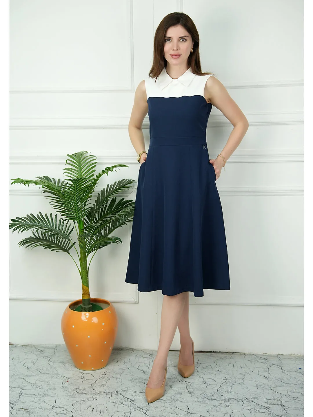 Exude Bronzed Color Block Dress With Collar (Navy)