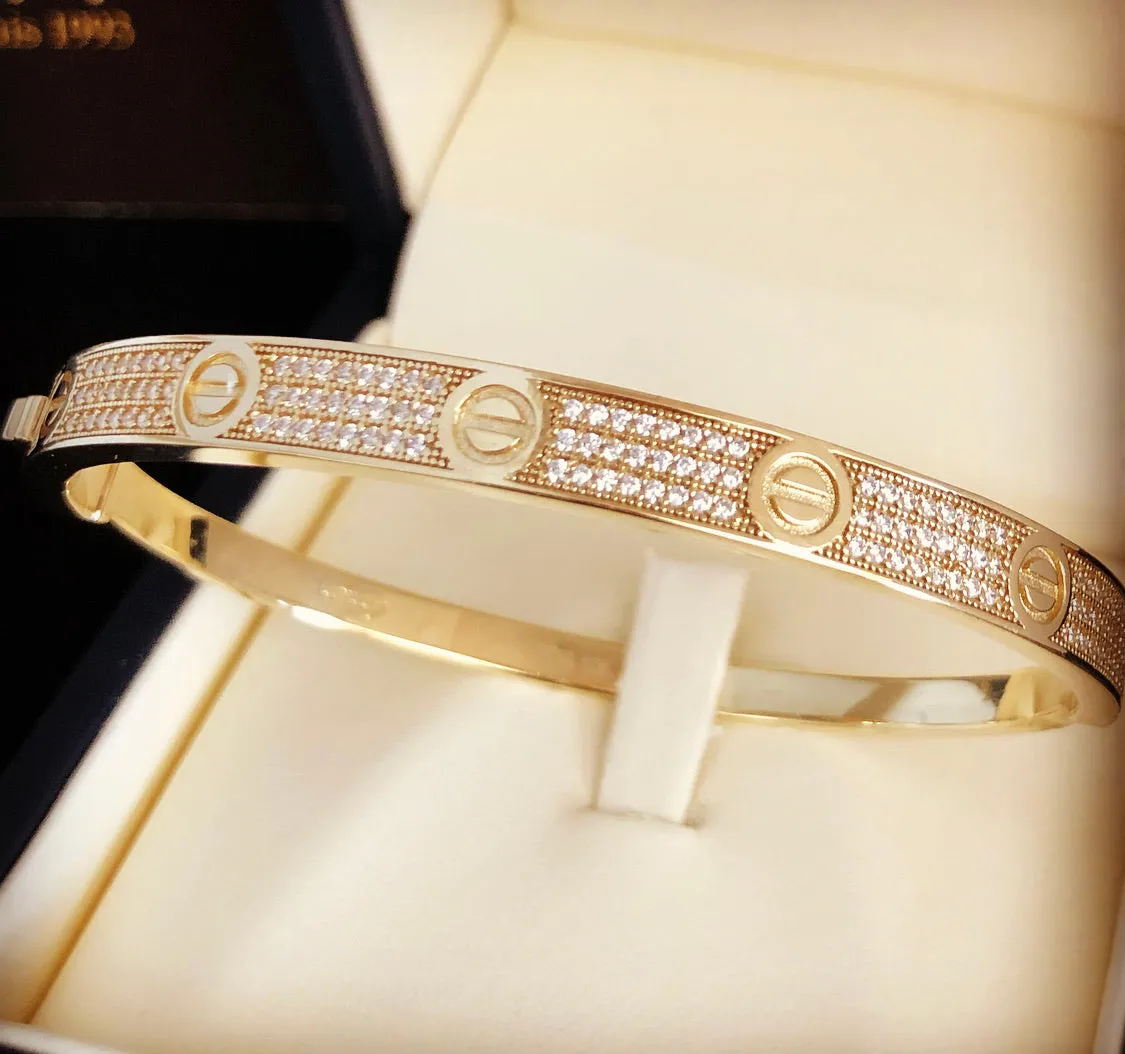 Love connection bangle bracelet WB048