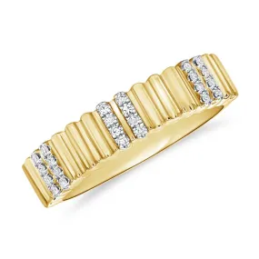 Mini Fluted Diamond Golden Ring