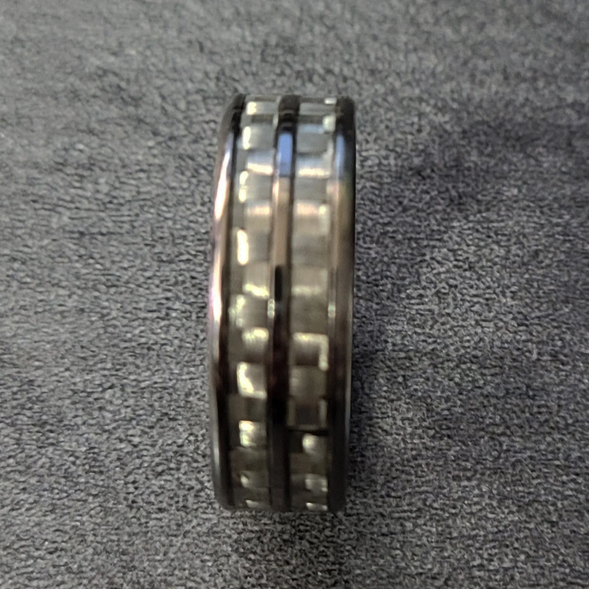 Personalized Men's Titanium Wedding Band - Double Carbon Fiber Inalys